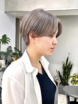 ヴェイン 渋谷(vain) 大人かわいいハイトーンショートホワイトグレージュ