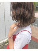 ボブ特集：プチハイトーンアッシュベージュ×なみなみウェーブ