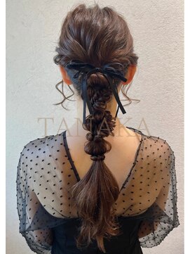 シャルムバイケンジ(Charm.by KENJE) 【ローポニーテール】編みおろし/結婚式/二次会/同窓会/銀座