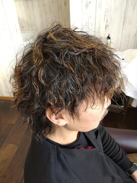 リスキーズ(RISKY'S) ウルフ×ツイストスパイラルパーマ