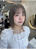 ミニボブ ミルクティーベージュ ハイトーンカラー