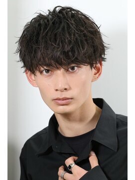 リップス レイ ギンザ(LIPPS Ray GINZA) ツイストスパイラル刈り上げマッシュ