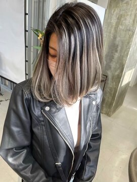 キング 高槻(K!ng) 縮毛矯正髪質改善ハイライトレイヤーカット枚方美容室エクステ