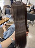 くすみブラウン