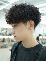 フィフス 栄(fifth)&nbsp;再現性高い波巻きスパイラルパーマ×刈り上げマッシュ