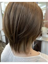 ジョルジュ(JoRuJu)&nbsp;ショートカット×インナーカラー