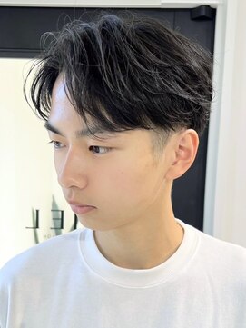 ビビバイベル(BiVi by BHEL) 四日市メンズカットメンズパーマニュアンスパーマセンターパート