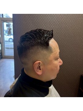 ディスイズザバーバー(This is The BarBer) スキンフェードカット