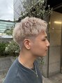 ルチア パリ(Luccica PARIS) ブリーチありの刈り上げショートスタイル