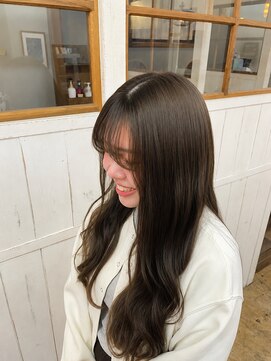 ヘアーループセラデザインワークス(Hair ruup Sela design works) 透明感たっぷり♪オリーブグレージュ