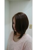 前下がりボブから伸ばしてます。
