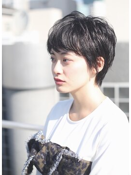 レンジシ オモテサンドウ(RENJISHI omotesando) 透け感と艶感たっぷりショートカット