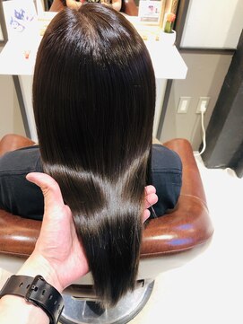 アベリーニューヨーク(Avery NEWYORK) ★髪質改善★酸熱トリートメント{ハイライト/ケアブリーチ]