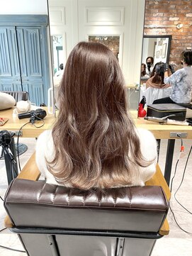 エイトタマプラ たまプラーザ店(EIGHT tamapla) 【エイト渡辺】ミルクティーベージュ