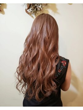 サーティーン(THIRTEEN) 艶感◎ピーチオレンジ♪柔らかロングヘア(^^)