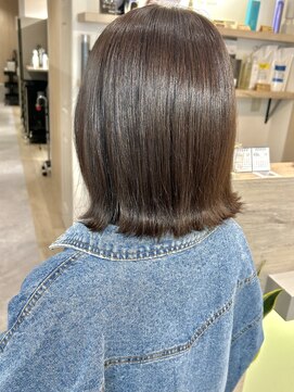 トゥーリ 長崎住吉店(tuuli) ベージュカラー ぱっつんボブ