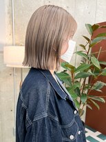 シルキーベージュ×切りっぱなしボブ