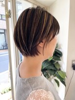 アミュレ(Amule)&nbsp;ハイライトショートヘア白髪ぼかしもできる万能カラー梅ヶ丘