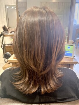 レイラバイアフロート 吉祥寺(Lila by afloat) くびれヘア/レイヤーカット