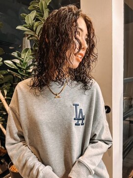 ヴヴ(Bub) perm style/センターパート ニュアンスパーマ