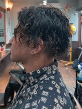 バーバー アミティ プール オム(BAR BER amity POUR HOMME)