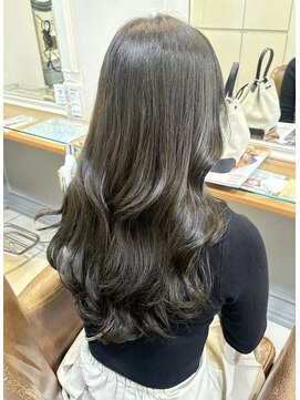 ネオリーブアイム 横浜西口店(Neolive aim) 秋冬カーキグレー【横浜】nana