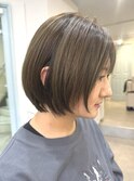 ハイライト×オリーブカラー/ショートボブ
