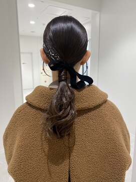 ケンジ 横浜(KENJE) タイトポニー×黒リボン