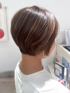 バブ バイネオリーブ(Bab by neolive) ショートボブ/似合わせカット/ホワイトグレージュ/ハイライト