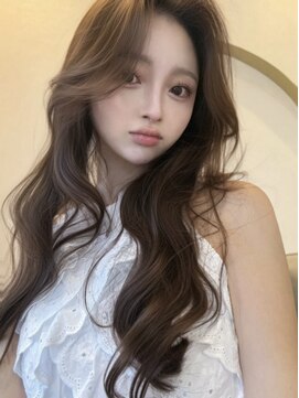 ミラ(MIRA) 韓国ヘア/ヨシンモリ/くびれヘア/レイヤーカット/髪質改善