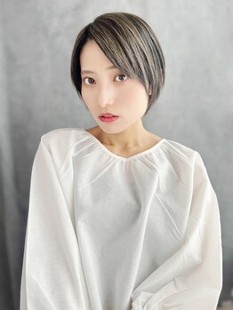 ティエル 町田店(tiel)の写真/グレイヘアは活かしてオシャレを楽しむ☆いつまでもあなたの”なりたい”を叶える－。