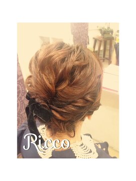 ヘアメイクアンドセットサロン リッコ(Hair make&set salon Ricco) 梅田セットサロンショートヘアーのルーズアップ