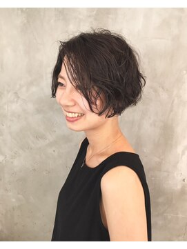 ヘルベチカ・ヘア(Helvetica hair) [helvetica hair]セピアパーミーショート