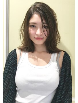 アイコニックナゴヤ(AIconic nagoya) バレイヤージュ大人グラデーションカラーミディ#バリアージュ