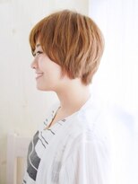 ヘアメイク ナル(hair make nalu) ハイトーンカラーのナチュラルストレートスタイル