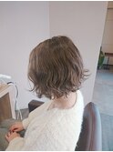 外国人風ベージュカラー×ボブスタイル