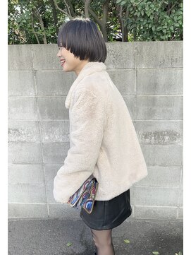 シーン(SCENE) ネイビーグレージュ