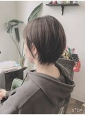 ショートボブ