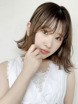 アイティー バイ アルバム 中野店(IT by ALBUM) ウエット外ハネボブ_オリーブカラーハイライトカラー_7844