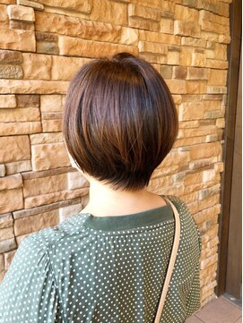 エノモト(ENOMOTO) 30代40代50代大人可愛い丸みショートボブベージュブラウン