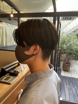 メイクス 表参道(MAKE'S omotesando) 韓国風/刈り上げ/センターパート【江畠】