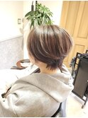 白髪ぼかしミルクティアッシュ×くびれショート