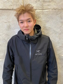 スニップス ダズ(SNIPS DOES) ハイトーンショート/スパイキーショート/ブロンドカラー