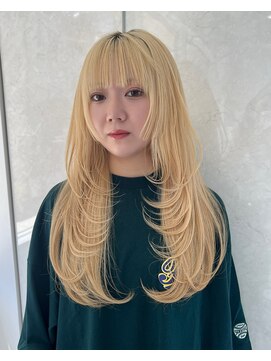 シエロビューティー(CIELO beauty) ハイライトカラーミルクティーベージュレイヤーカット