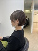 耳かけショートボブ