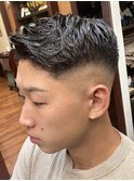 MEN'Sミドルスキンフェードバーバースタイルスリックバック