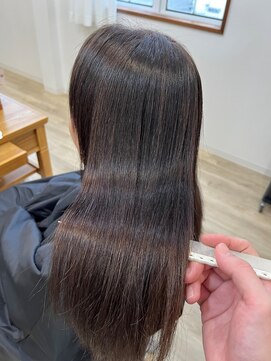 ミラ(MIRA) ダメージが気にならないロングヘア