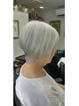 アトリエロクイチハチ(アトリエ6.1.8)&nbsp;白髪を魅力に変えるスタイルをご提案◎明るさと立体感をプラス！