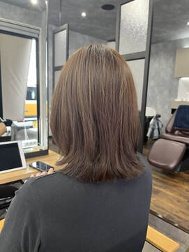 タイ(~tie.) レイヤーボブ