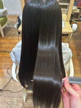バイオレット ナゴヤ(Violet Nagoya) 髪質改善トリートメント 艶髪ロングヘア IC-34